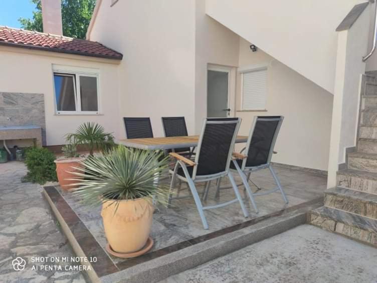 Apartments Zelic Zadar Exterior foto