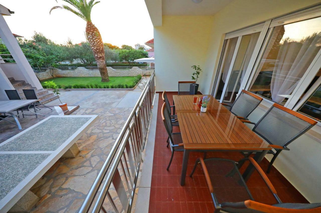 Apartments Zelic Zadar Exterior foto
